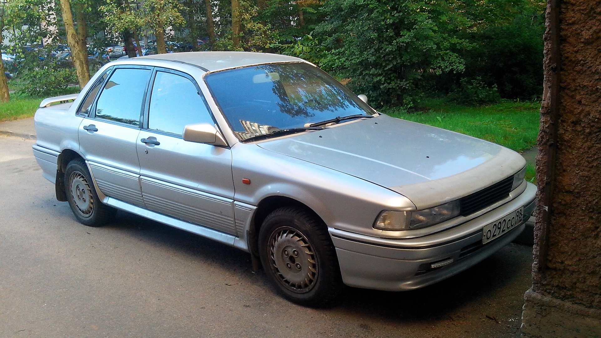 Мицубиси 1989 года. Митсубиси Галант 6 1989. Mitsubishi Galant 6 поколение. Мицубиси Галант 1989 2.0. Mitsubishi Galant 6 1989 белый.