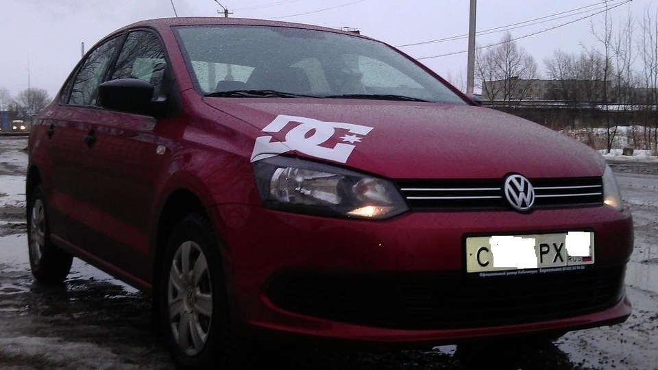 Как обклеить торпеду в карбон ! — Volkswagen Polo Sedan, 1,6 л, 2012 ...