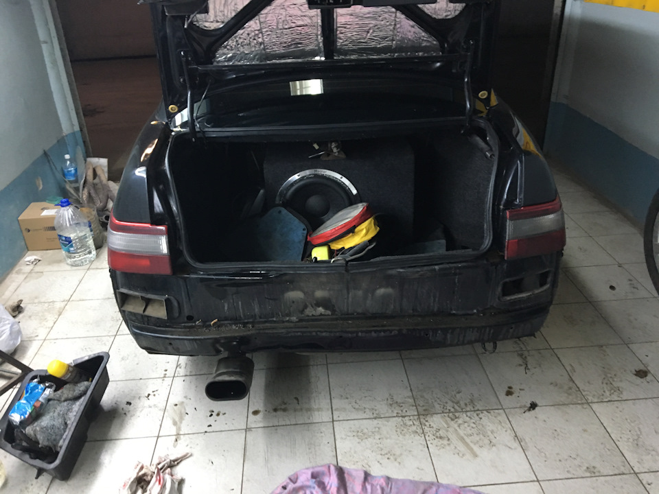 Запах выхлопа в салоне — Lada 21104, 1,6 л, 2007 года | своими руками ...