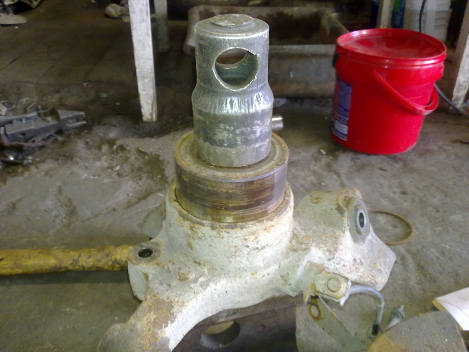 замена заднего ступичного подшипника — Audi 100 (C3), 2,3 л, 1985 года ...