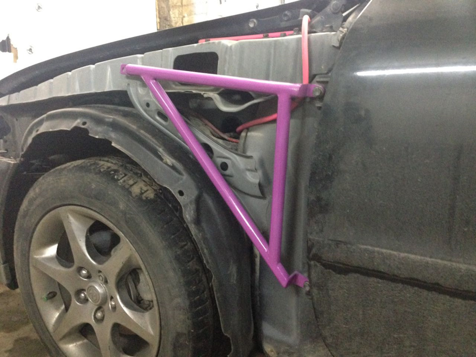 Распорка (под крылья) 90-100 кузов — Toyota Cresta (90), 2,5 л, 1993 ...