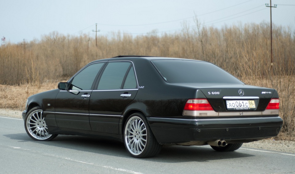 Мерседес w140 черный тонированный