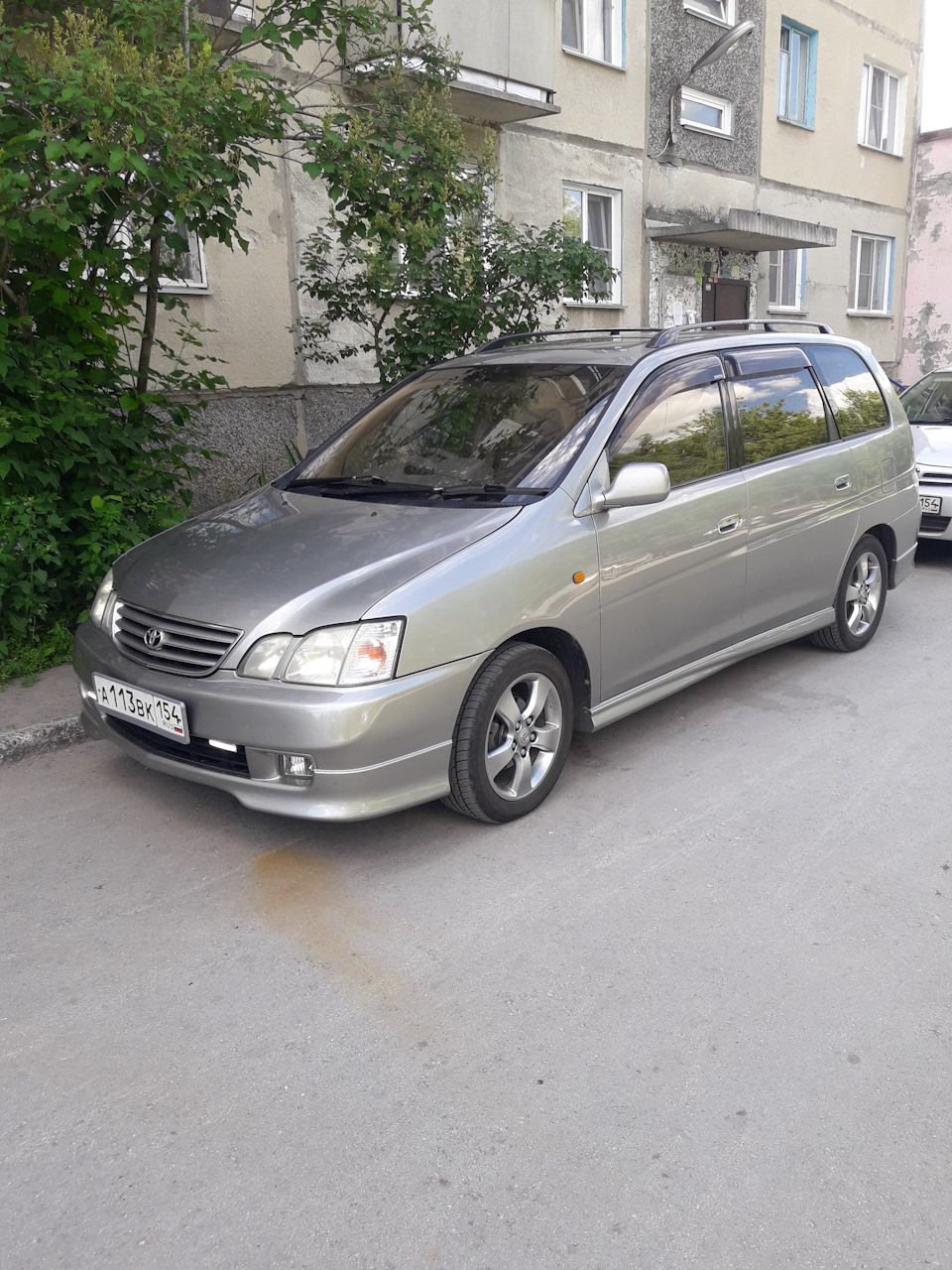 Установка обвеса — Toyota Gaia, 2 л, 1999 года | тюнинг | DRIVE2