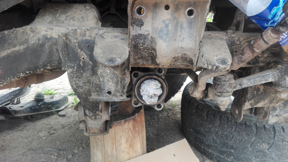 Фото в бортжурнале Mitsubishi Pajero (1G)