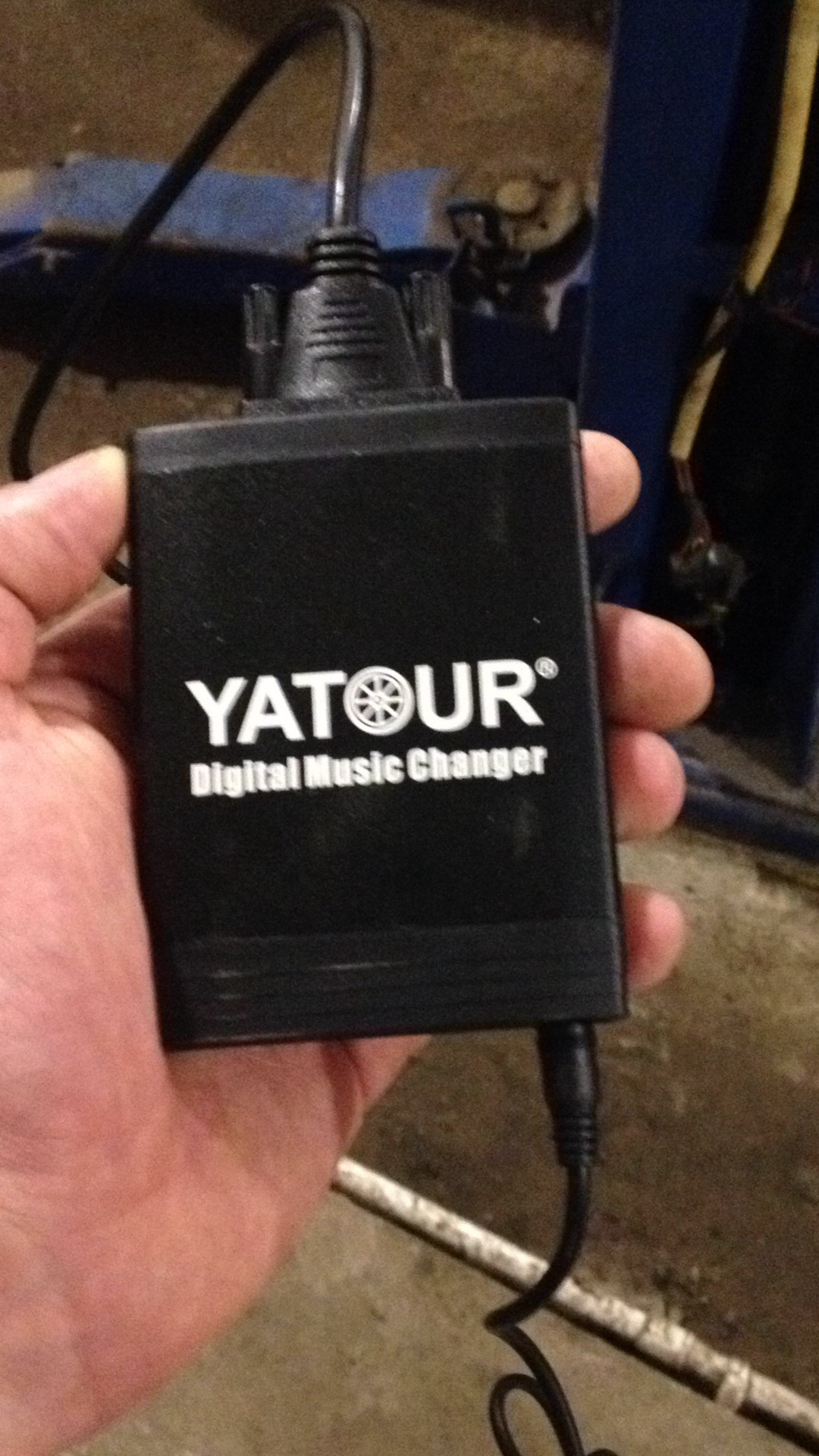 Кассетный чейнджер bmw. Yatour lexus. Эмулятор cd чейнджера man. Mp3 плеер вместо cd чейнджера на е53. Вместо чейнджера.