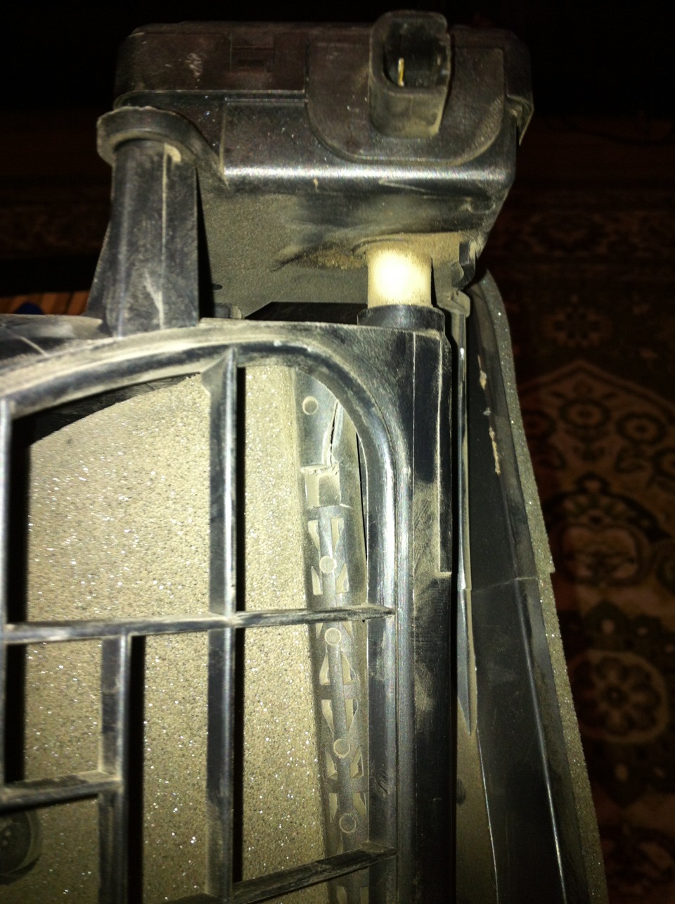 Решил поменять форсунки омывателя. И тут сюрприз! — Opel Astra H GTC, 1 ...