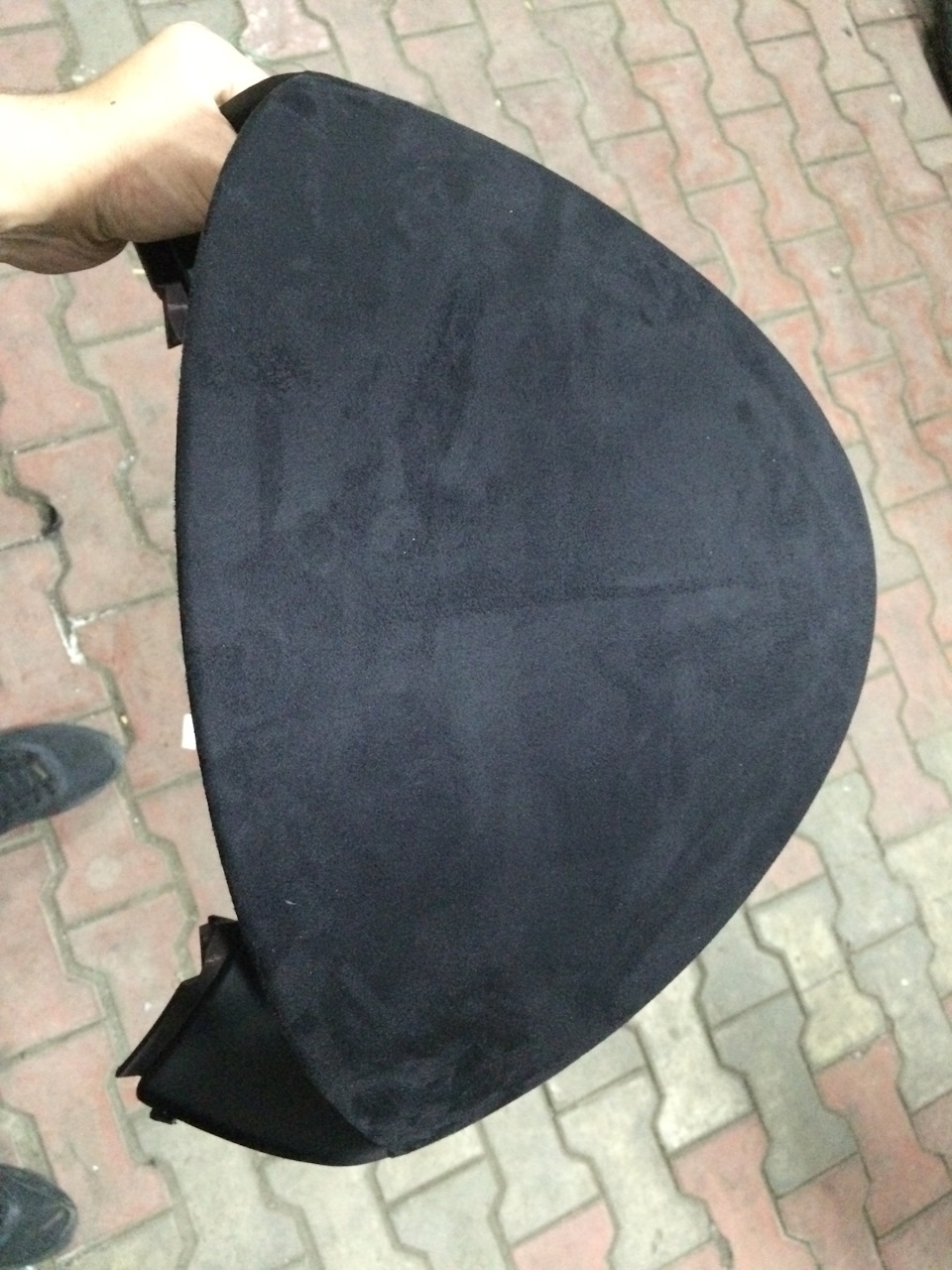 Перетяжка панели в алькантару — Mazda 3 MPS (1G), 2,3 л, 2007 года ...