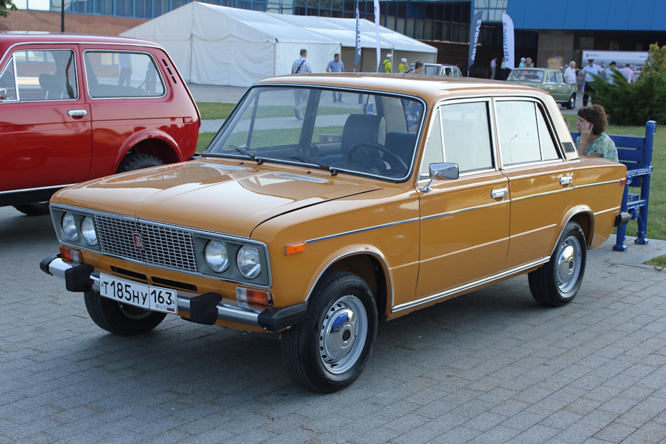 Lada 2106