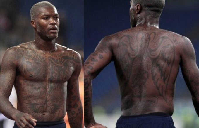 Татуировки футболиста Сиссе