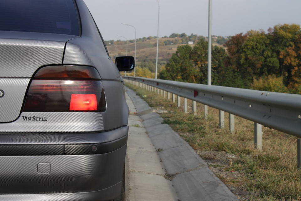 BMW 5 Серый карбон — DRIVE2