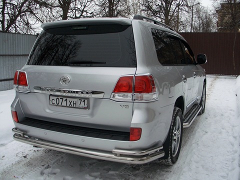 With and without body kit  - Toyota Land Cruiser 45 L 2008