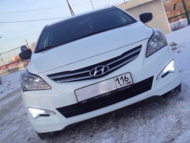 Замена лампочек на ходовых огней — Hyundai Solaris, 2015 года ...