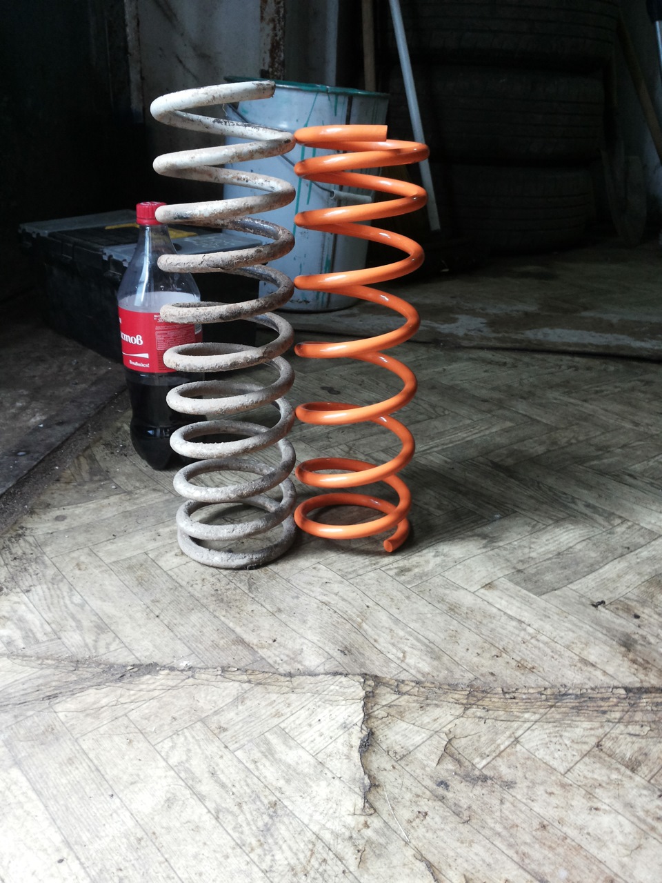 Пружины подвески ваз 2121. Пружины задние 2123. Задние пружины шеви нива. Пружина хода перед ока. Пружины задние 21214.