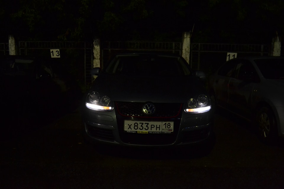 Диоды Philips в габариты. — Volkswagen Jetta V, 1,6 л, 2008 года ...