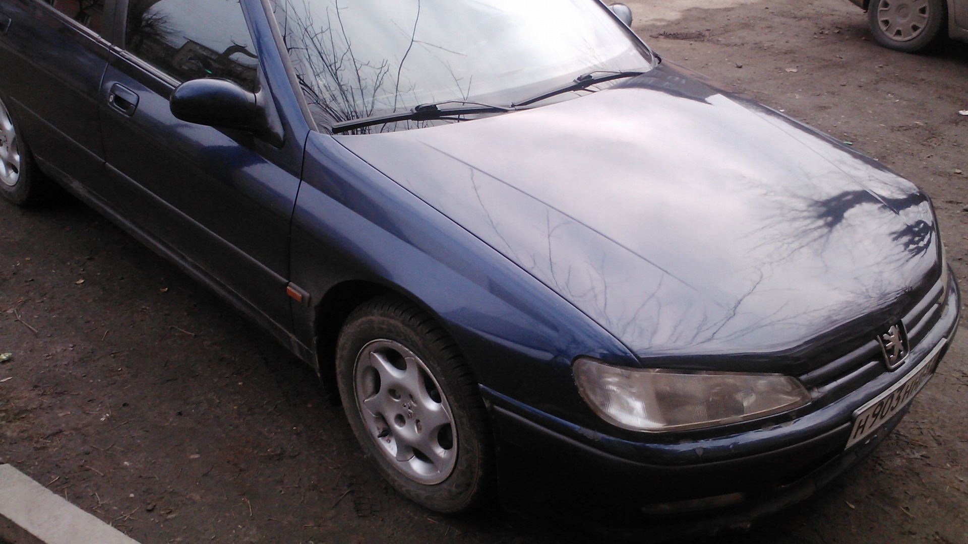 Пежо 406 1998 год. Пежо 406 дорестайл. peugeot 406 с 1999 г дефлектор капота. peugeot 406 с 1995-1999 г.в белый фон.