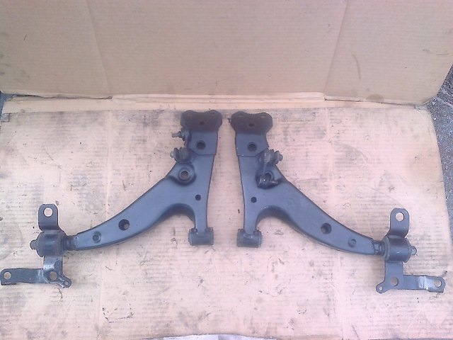 Передний рычаг тойота королла е150. Передние рычаги тойота спринтер. Рычаг передней подвески тойота королла ae100g 100 кузов. Рычаг тойота королла 100. Рычаг тойота королла 120.