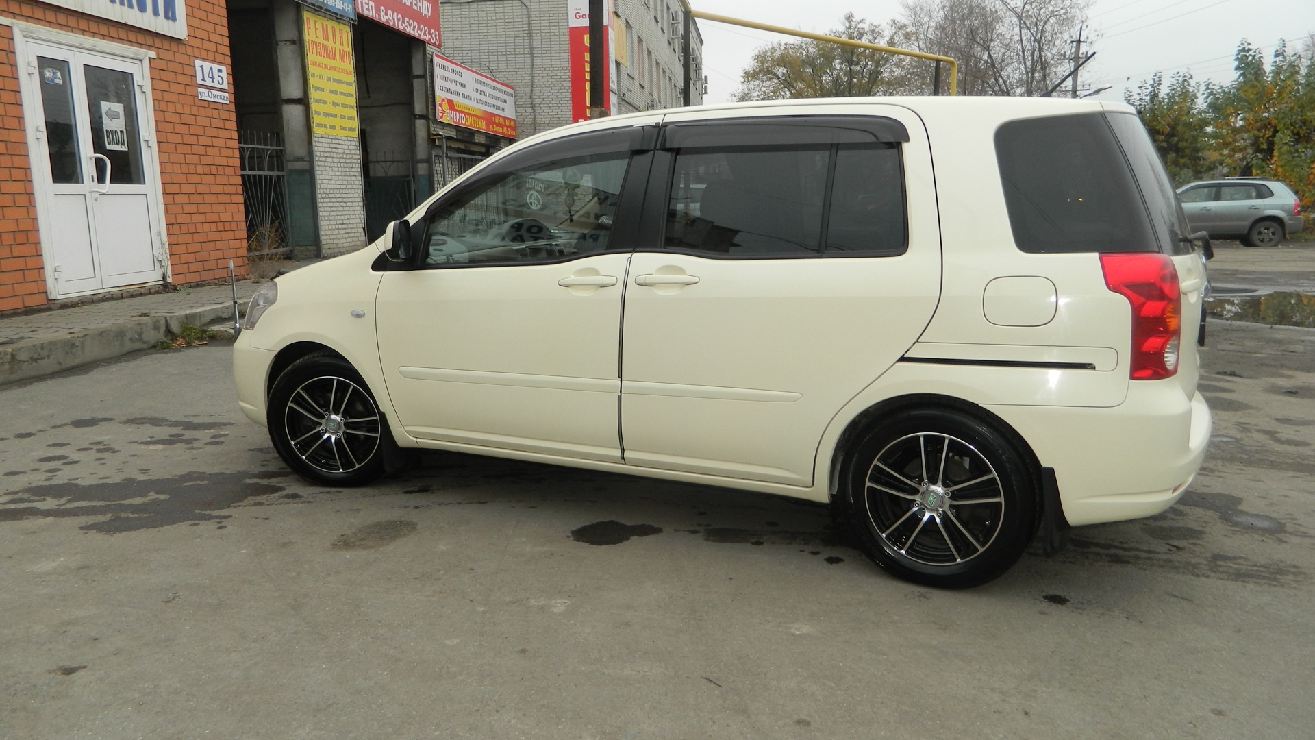 Toyota Raum (20) 1.5 бензиновый 2007 | 2007 на DRIVE2