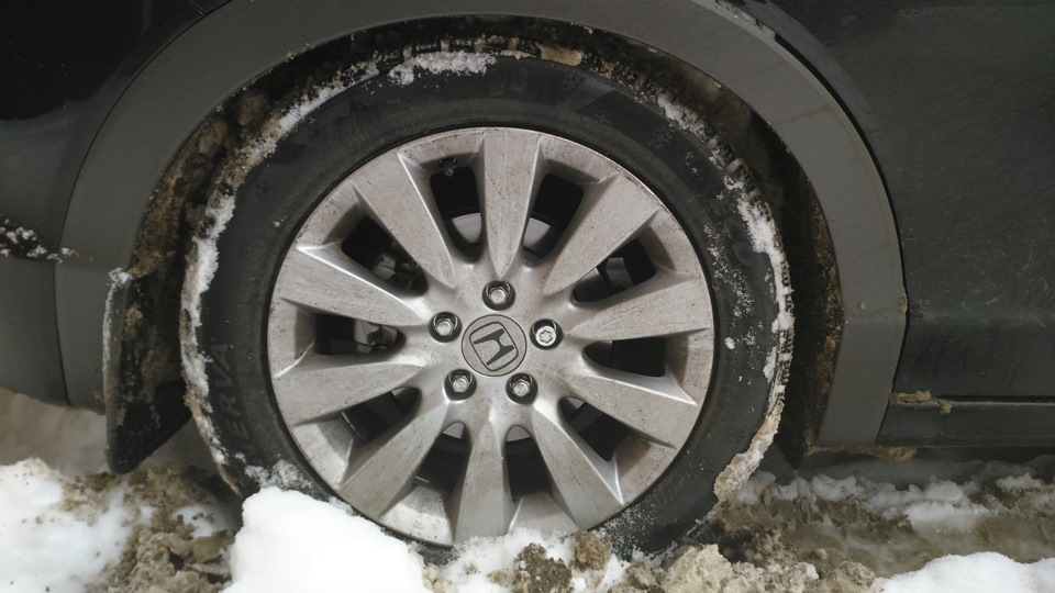 Заднее колесо — Honda Civic Hatchback (9G)