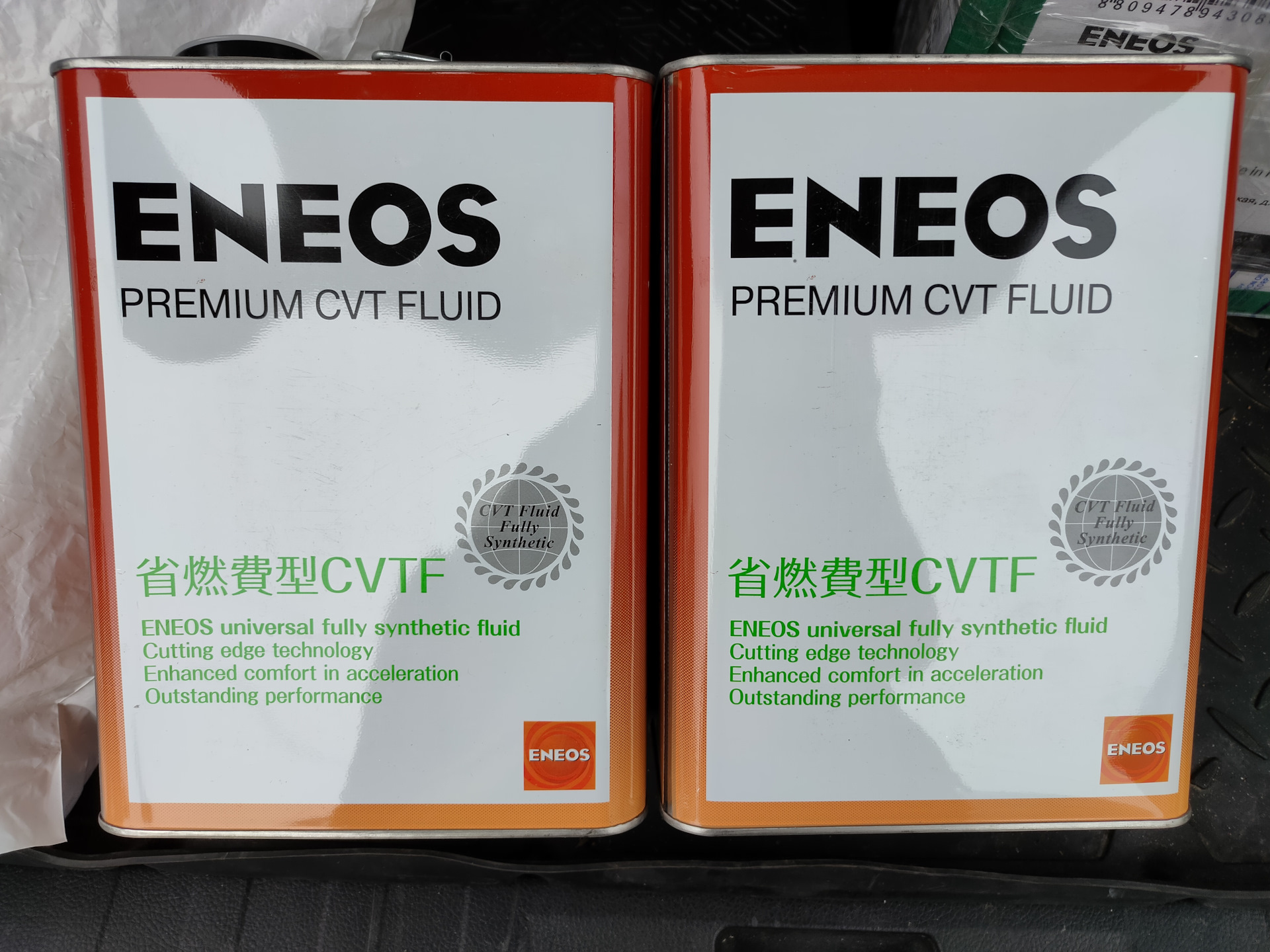 Eneos premium touring 5w30. Цвет масла ENEOS Premium CVT.