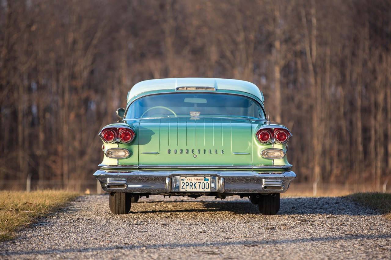 1958 Pontiac Bonneville Custom