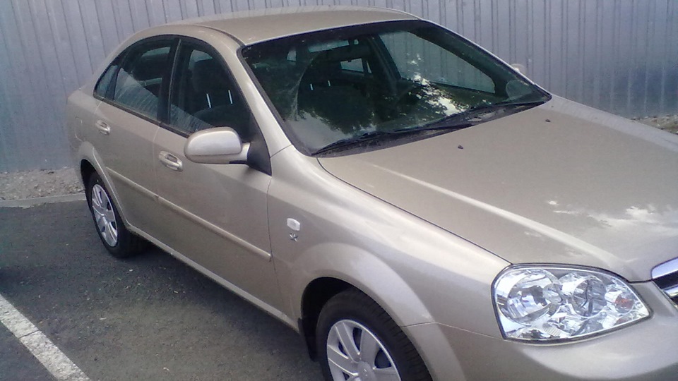 Замена лампы в противотуманной фаре Лачетти — Chevrolet Lacetti Sedan ...