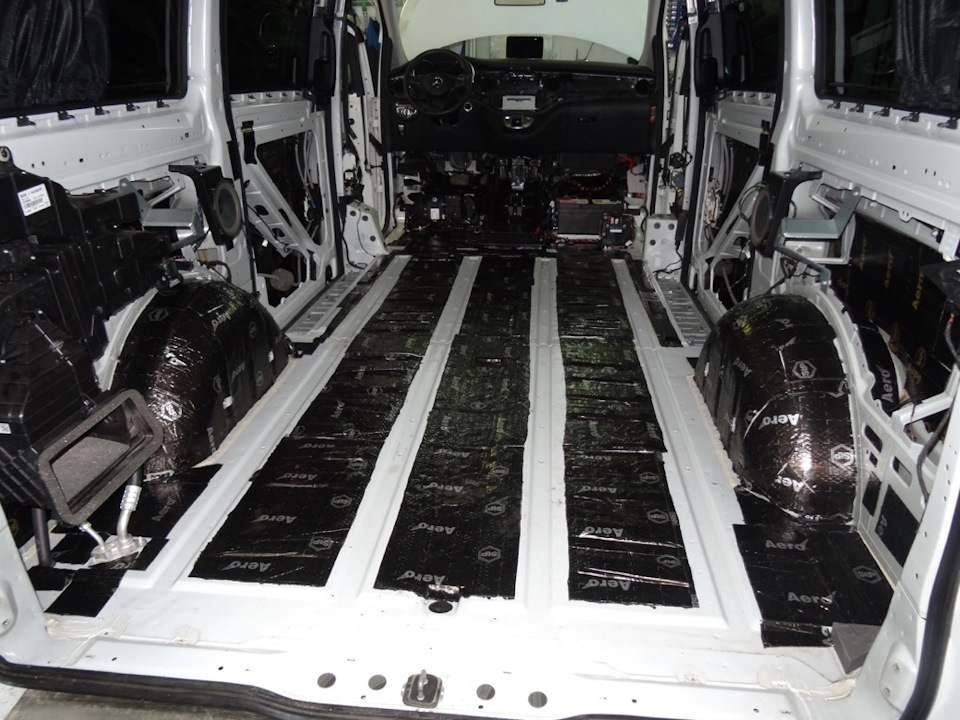 Фото в бортжурнале Mercedes-Benz V-Class (W447)