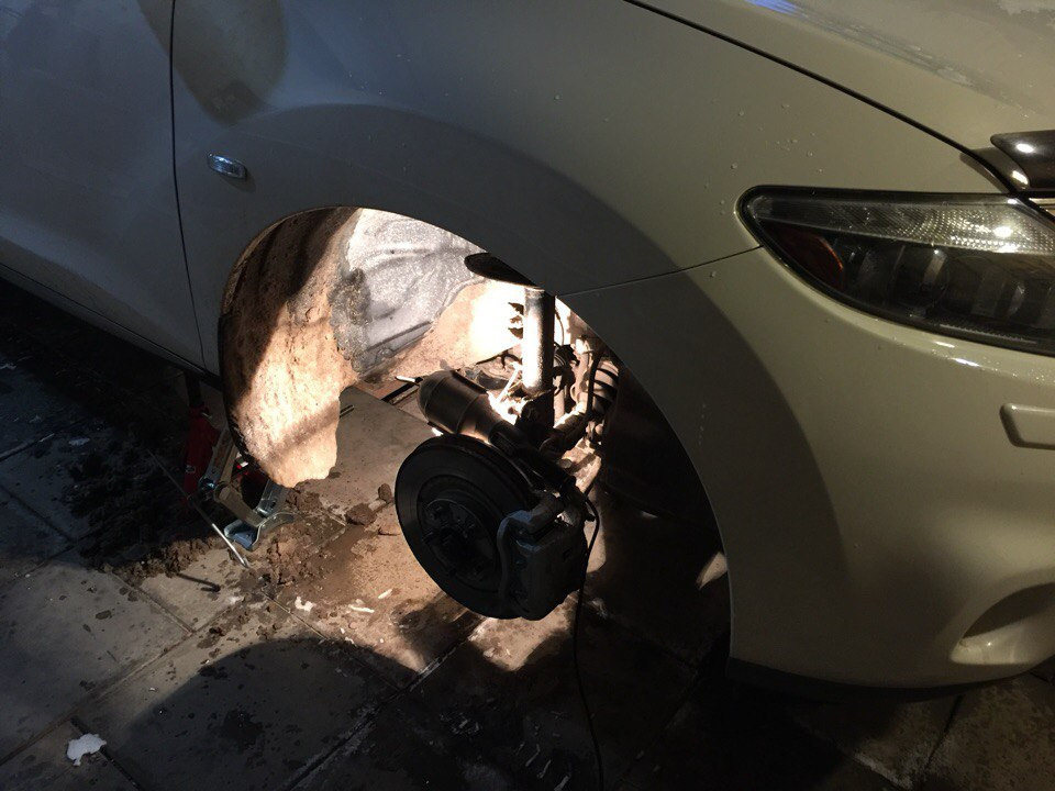 Замена втулок стабилизатора. Точнее замена правой втулки. — Nissan ...