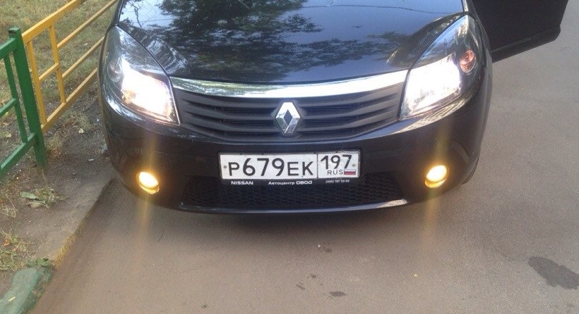 Фары от степвей на обычном сандеро — Renault Sandero 1G, 1,6 л, 2010 ...