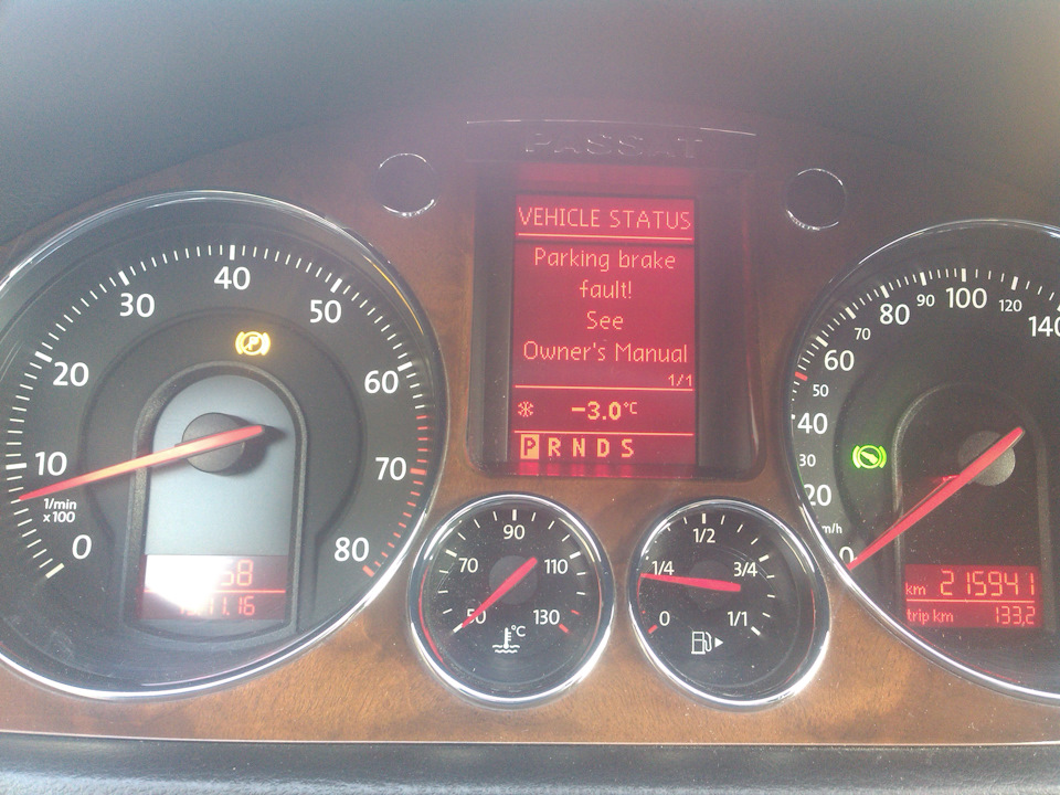 Кнопка ручника Made in China — Volkswagen Passat B6, 1,8 л, 2008 года ...