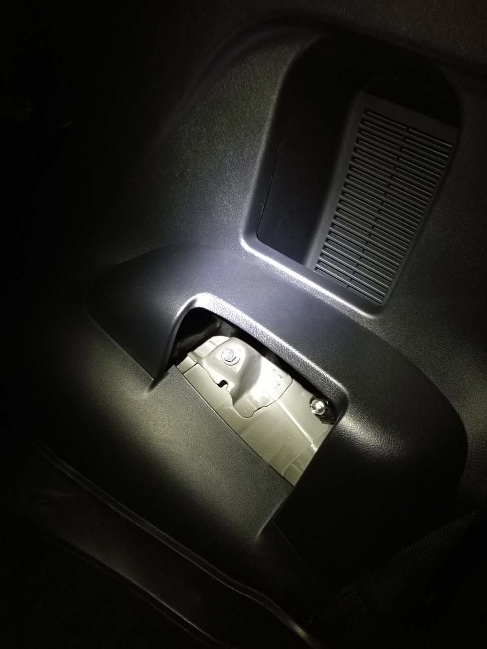 Фото в бортжурнале Toyota Fortuner (2G)