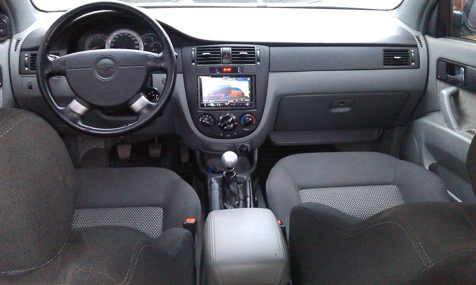 Chevrolet Lacetti 1 6 2007 салон