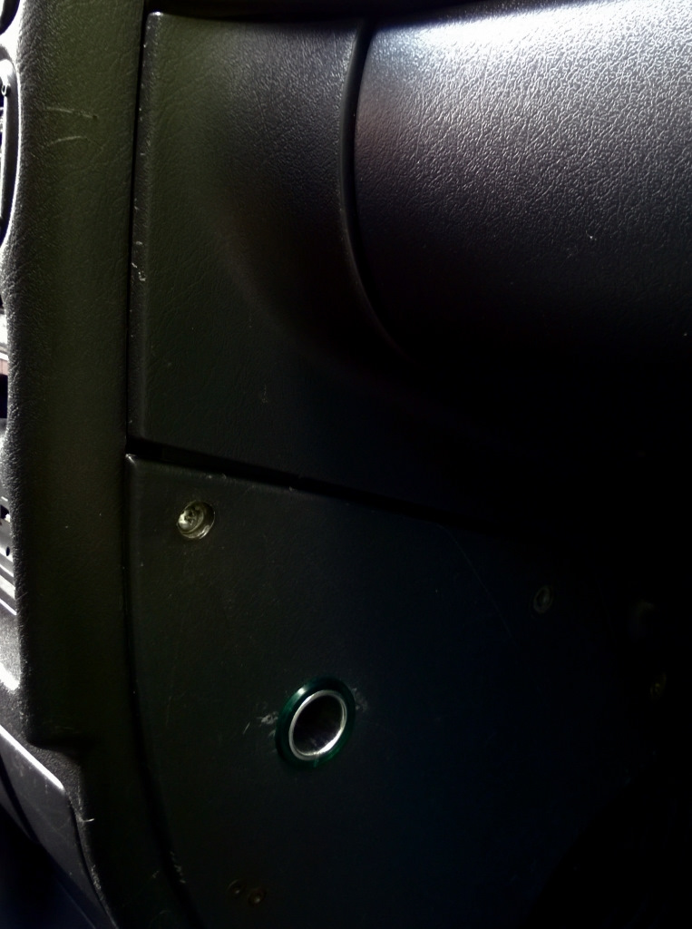 Установка второго прикуривателя на ваз-2115 — DRIVE2