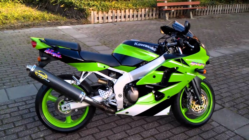 Kawasaki zx9r 1996 черно оранжевый