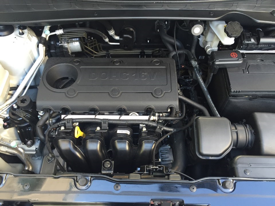 Ремонт двигателя хендай ix35. Hyundai ix35 двигатель. Двигатель Хендай ix35 2.0 бензин. Мотор Хендай Ах 35. Двигатель Хундай а Икс 35.