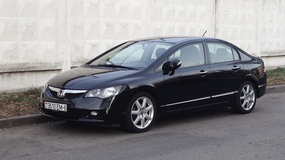 Honda Civic Hybrid (2G) 1.4 гибридный 2009 на DRIVE2
