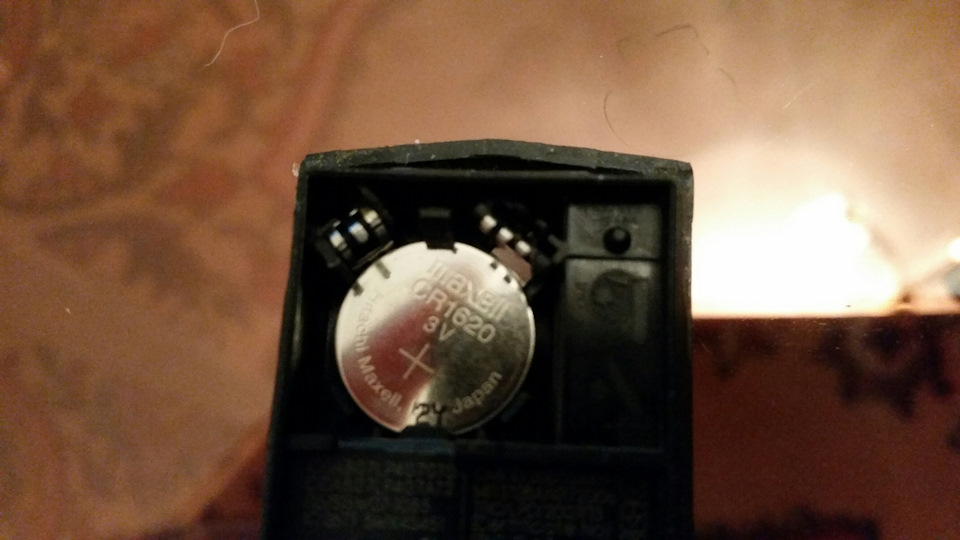 штатный брелок не открывает водительскую дверь — Mazda 6 (2G) GH, 2 л ...