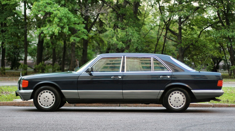 126 пап. Mercedes Benz s class w126. Mercedes Benz w126 Limousine. Mercedes Benz w126 Pullman. Mercedes Benz w126 long.