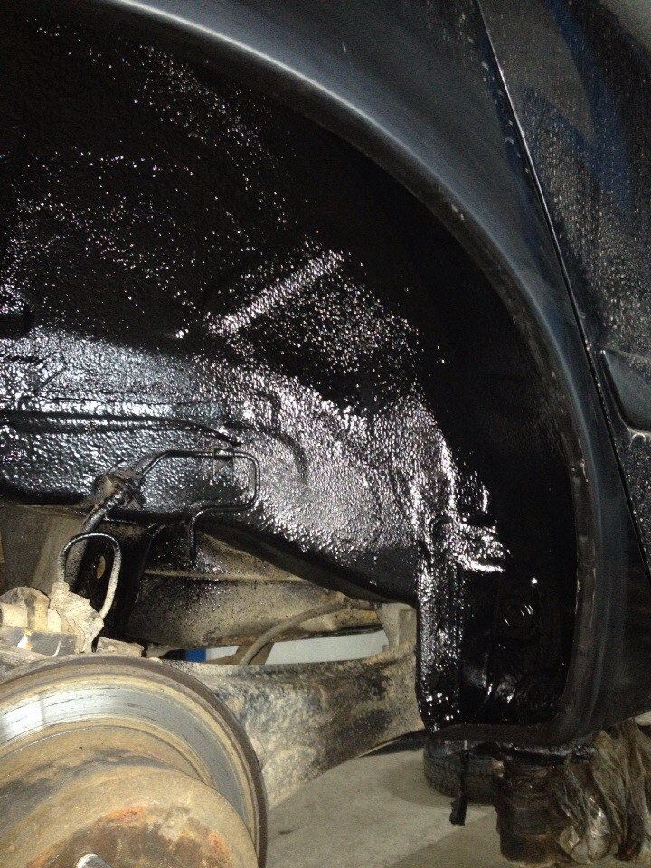 Жидкие подкрылки для хендай солярис. Холекс жидкие подкрылки характеристики. Жидкие подкрылки паджеро 4. Жидкие подкрылки для колесных арок. Жидкие подкрылки солид.