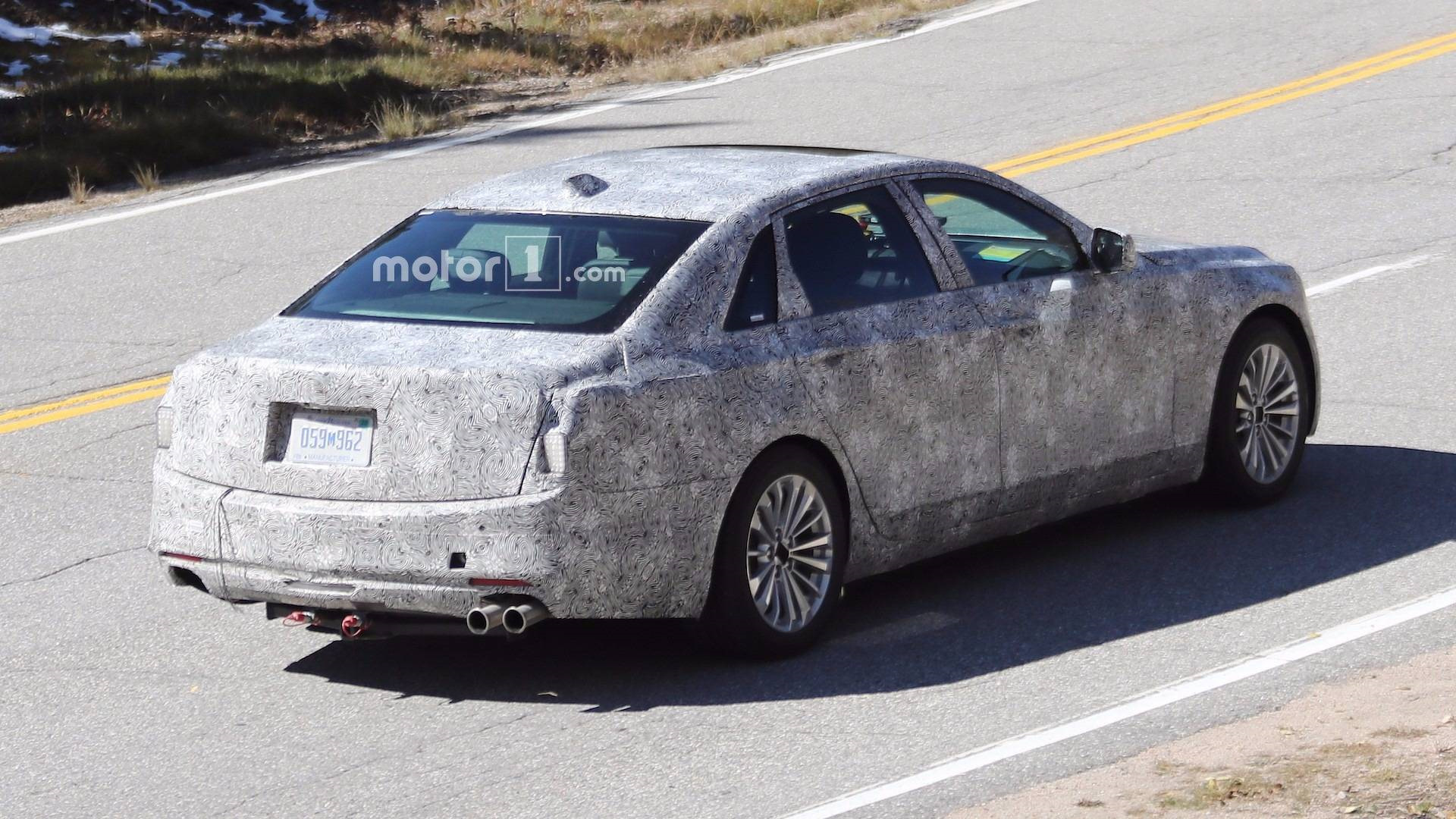 Cadillac ct8 2019