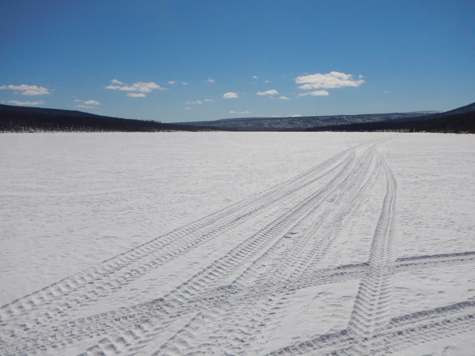 озеро Икэндёк — Toyota Land Cruiser Prado 70-series