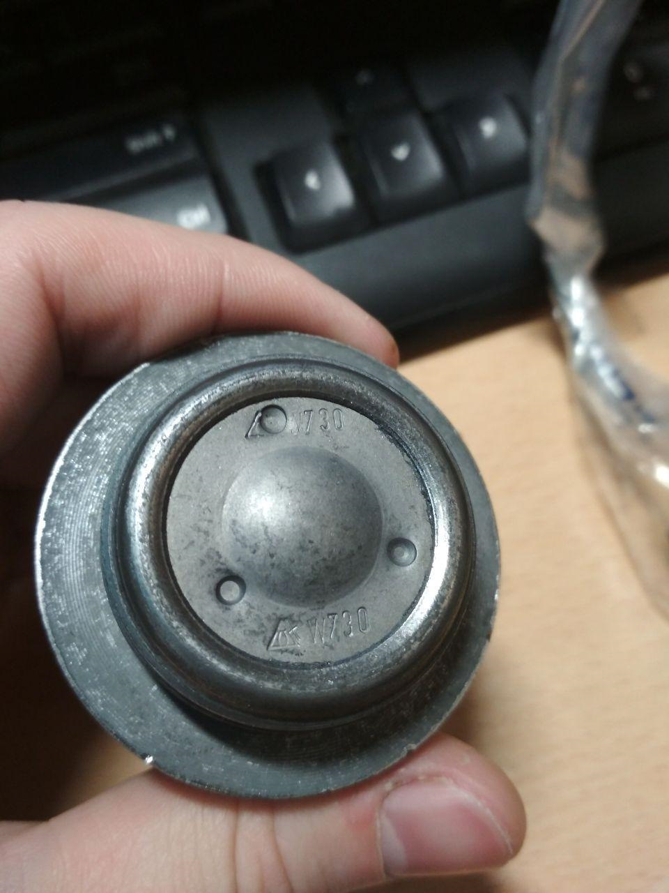 Шаровая опора Lemforder 2729902 — Peugeot 307, 1,6 л, 2006 года ...