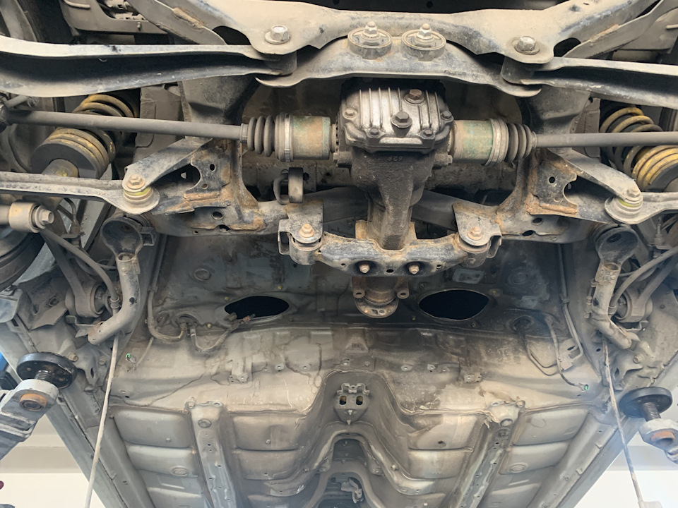 Сломались шпильки😢 — Subaru Legacy (BL/BP), 2 л, 2006 года | своими ...