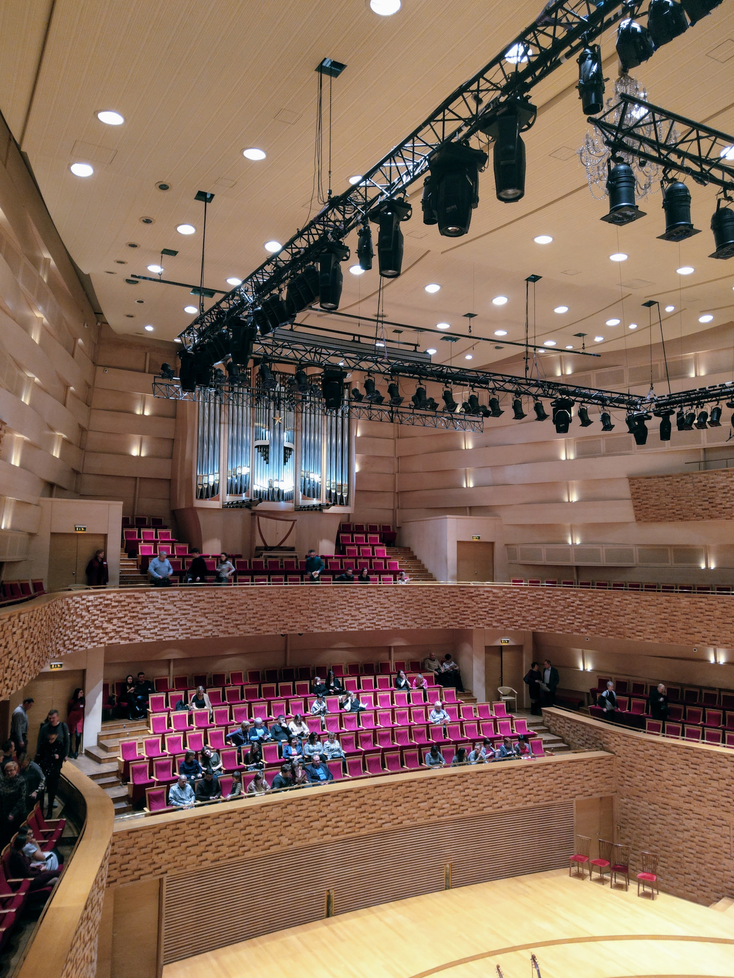 сцена концертного зала мариинского театра