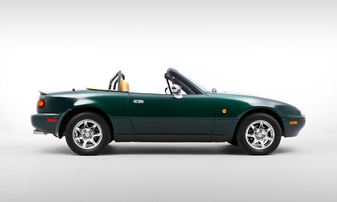 Eunos Roadster Tamiya 1/24. Eunos Roadster na. C126 родстер. Сборка модели Eunos Roadster.