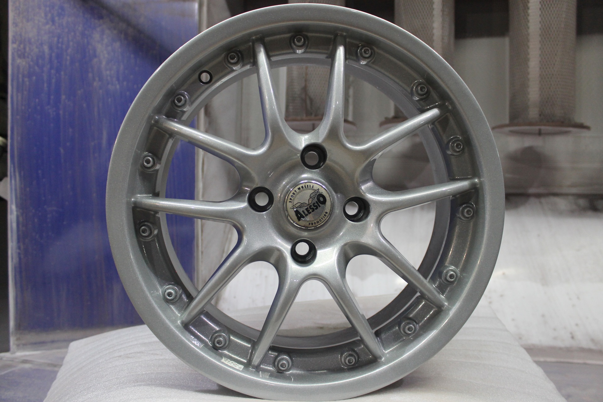 Обновление дисков. Диски Alessio r17. Alessio диски r16 5x100. Диски Alessio Turbo r17. Alessio r302.