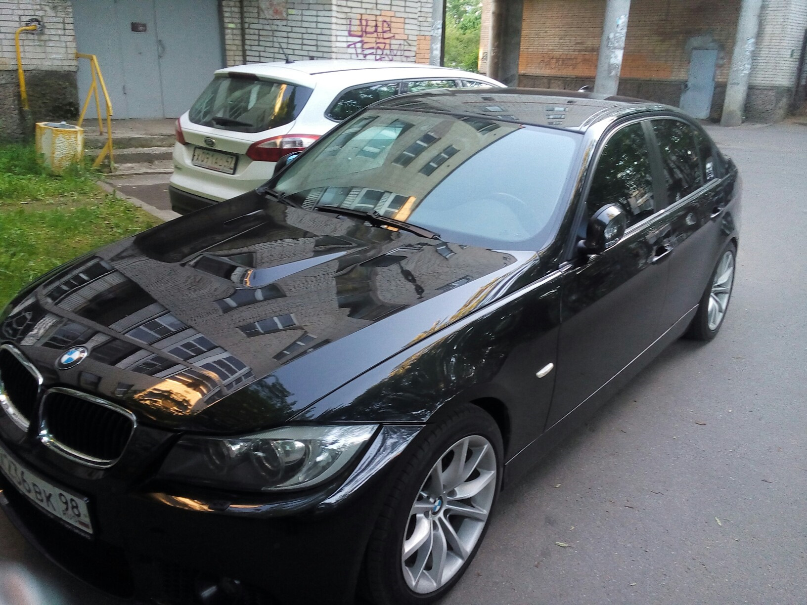 Bmw 528i xdrive 2013. бмв 245. Bmw поколение 6 рестайлинг f3x черный седан фото. Bmw 245. бмв кватро 328i.