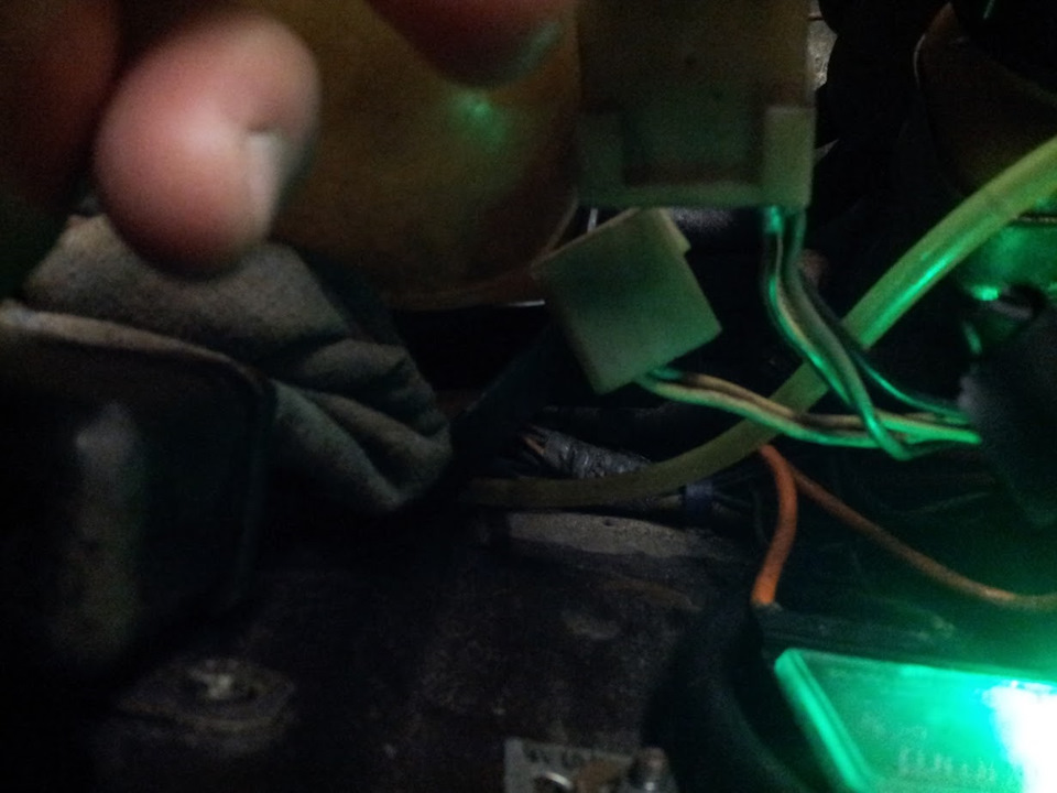 Установка моторчика дворников от Ваз 2110 — Lada 2106, 1,6 л, 1981 года ...