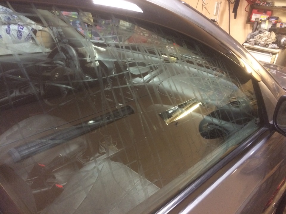 Чтоб стёкла не потели)) — Nissan Almera II (N16), 1,5 л, 2005 года ...