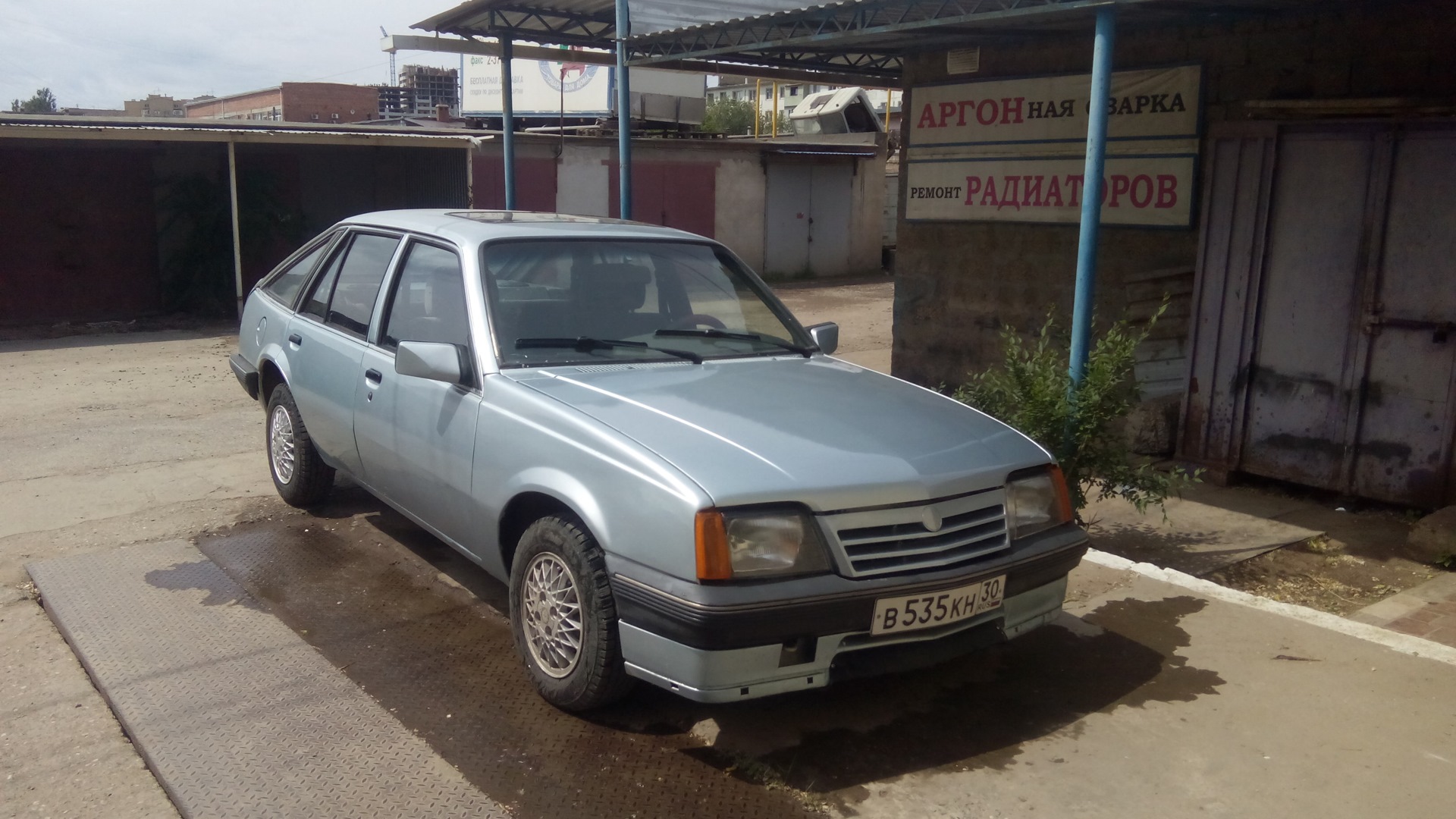 Opel Ascona C 1.8 бензиновый 1987 | 1,8 Е (инжектор 115л.с.) на DRIVE2