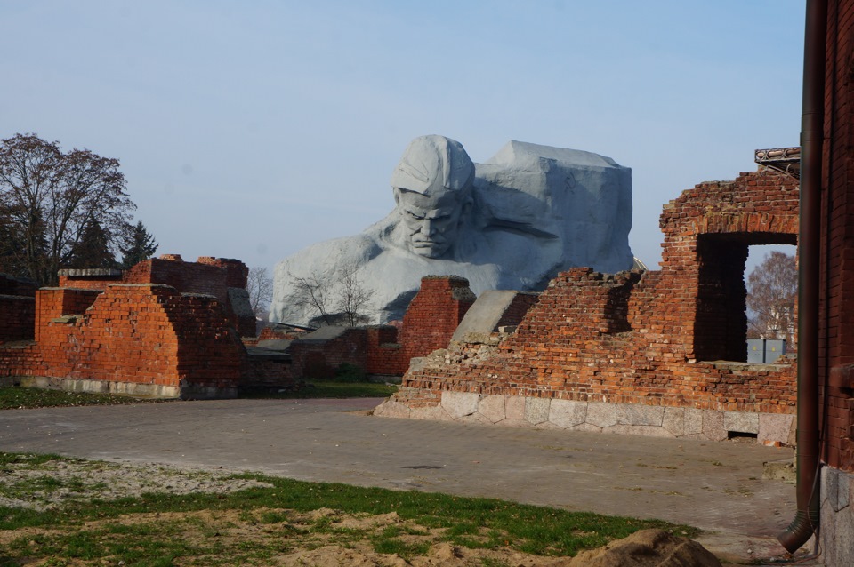 Город герой брестская крепость